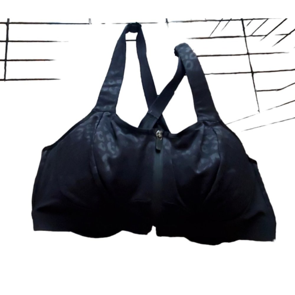 Victorias Secret sport bra 36DD Incredible Knock Out ultra max black leopard